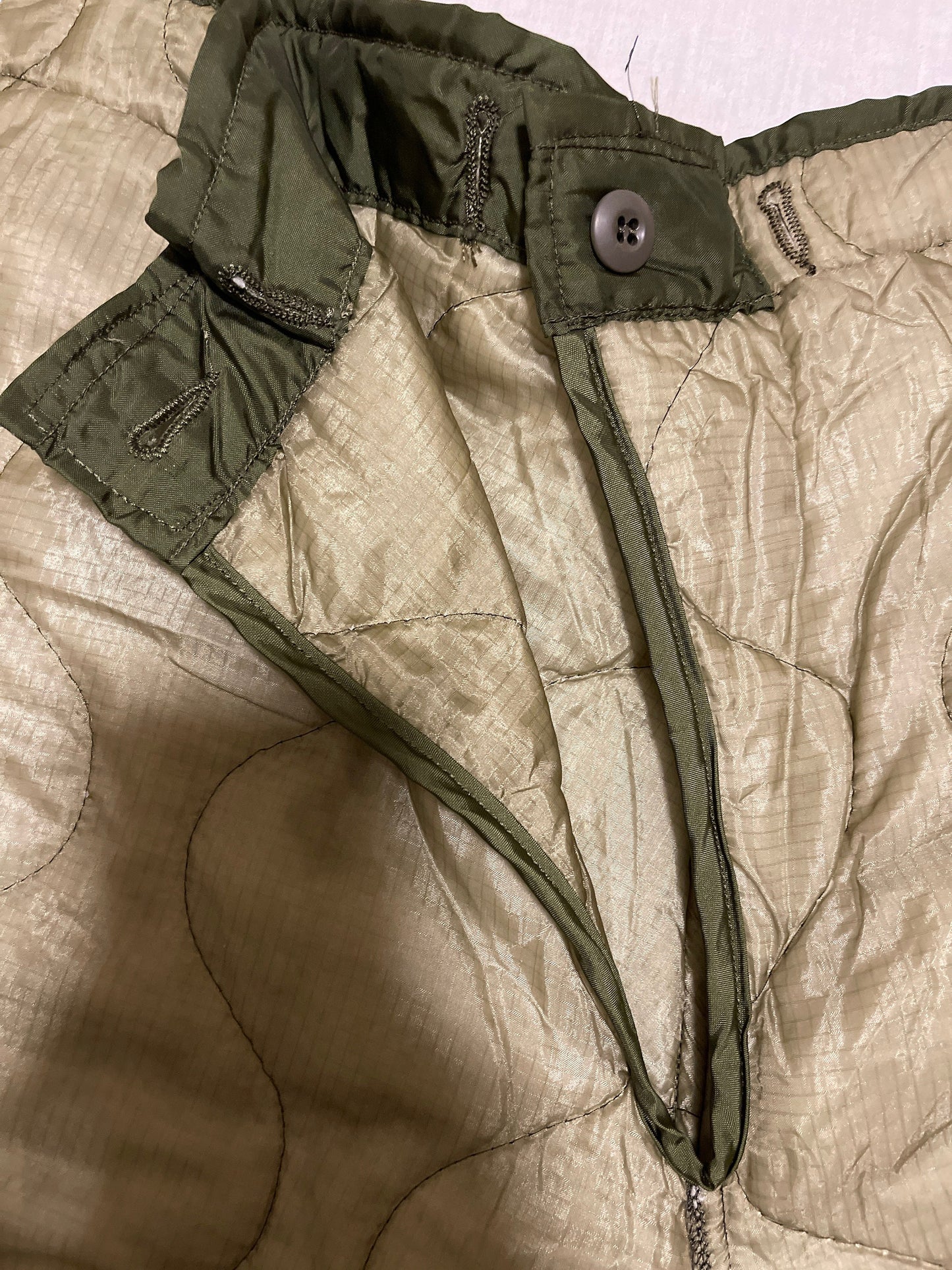 Genuine US Military OD green quilted Field Pants Liner Small, Med. and Large Short/Regular. New.