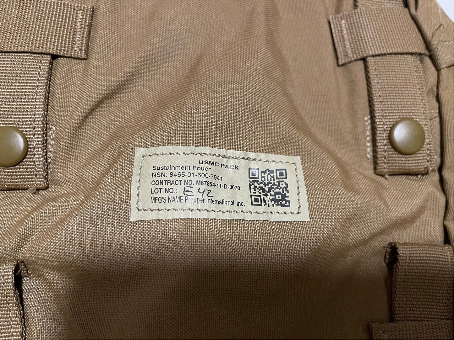 US Military USMC filbe rucksack complete with 2 new Sustainments pouches.