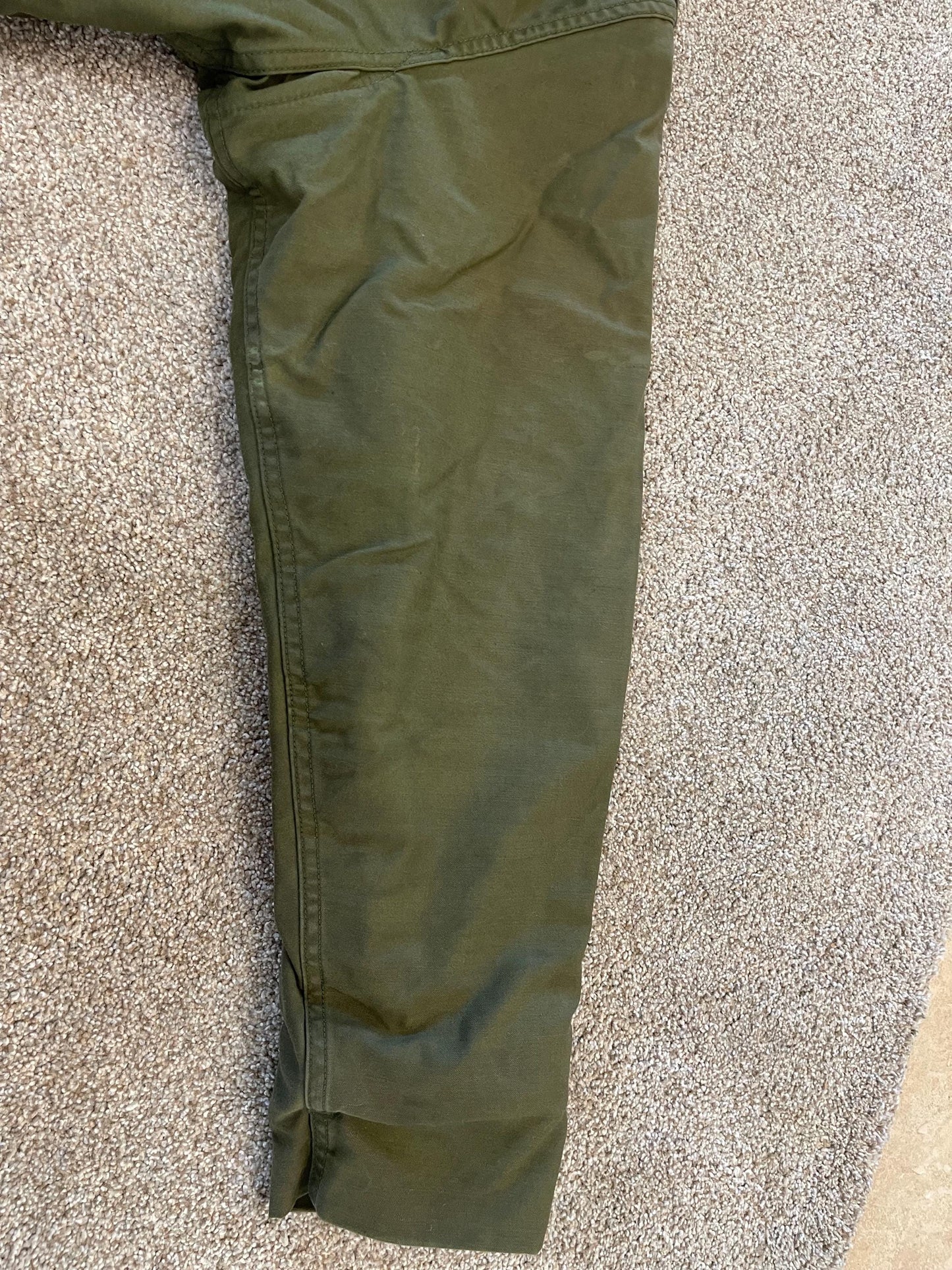 Genuine US Navy Vintage Cold weather permeable Deck Jacket Small .