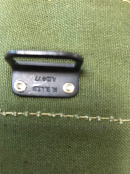 WW ll Genuine British Army Shoulder bag haver sack green