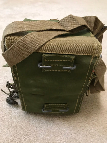 WW ll Genuine British Army Shoulder bag haver sack green