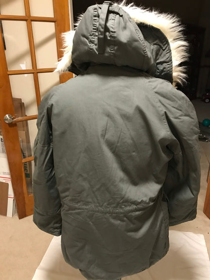 Genuine US military extreme cold weather vintage N3B parka jackets ,XS. Small, medium new