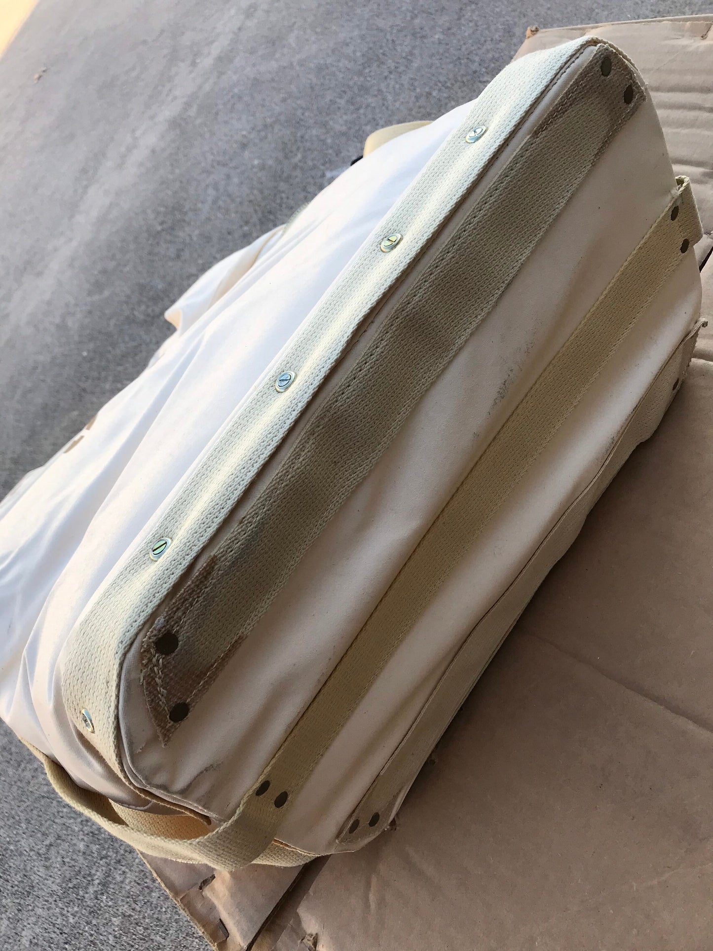 US Military Desert storm era Insulated bag /container for 5 gallon water can New