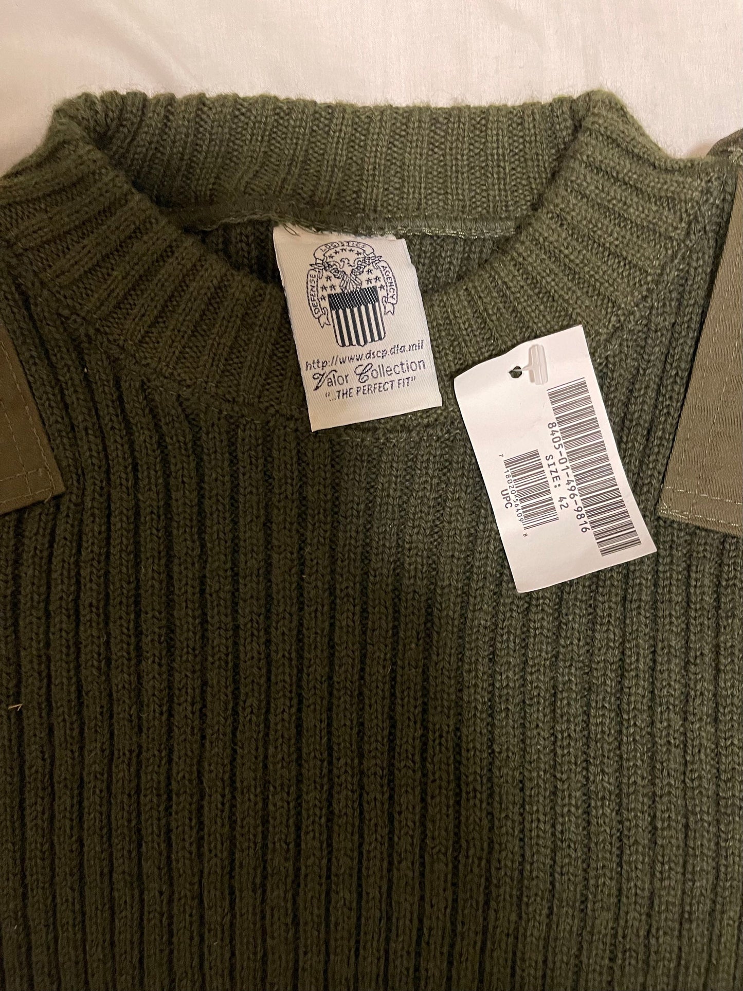 Genuine US Army Olive green Vintage 100% virgin wool Commando Sweater New