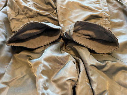 Pre Vietnam dated 1960 USAF CWU-1P Insulated flight Coveralls Large Regular New in mint condition.