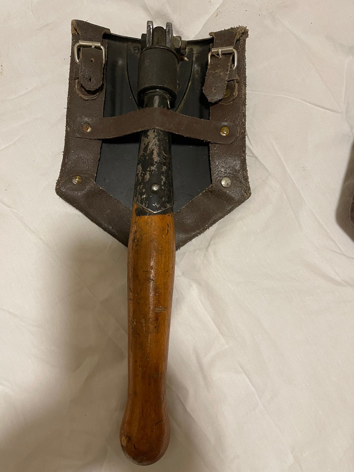 Genuine vintage Romanian military shovel/Spade with leather cover/ Camping, outdoors.
