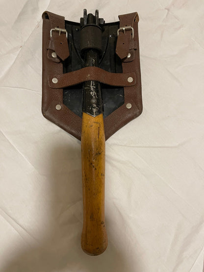 Genuine vintage Romanian military shovel/Spade with leather cover/ Camping, outdoors.