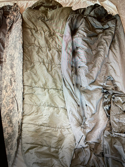 Genuine US Gi Acu digital gortex Modular Sleep system complete 5 pcs. Camping , Outdoor recreation.