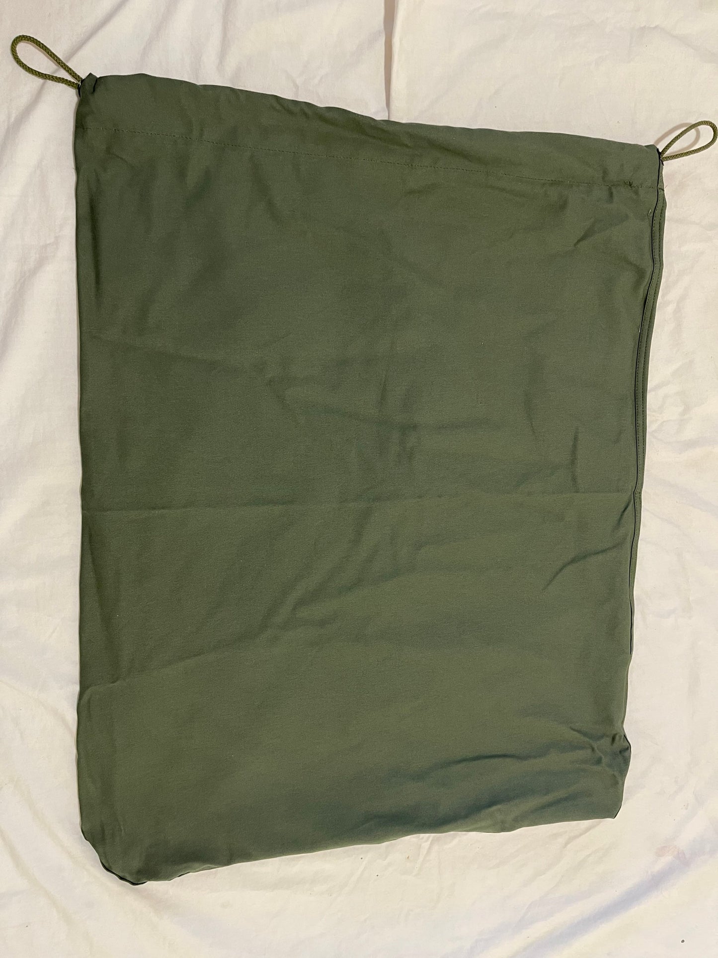 Genuine US Military Laundry bag Army surplus barracks bag stuff sack green drawstring New.