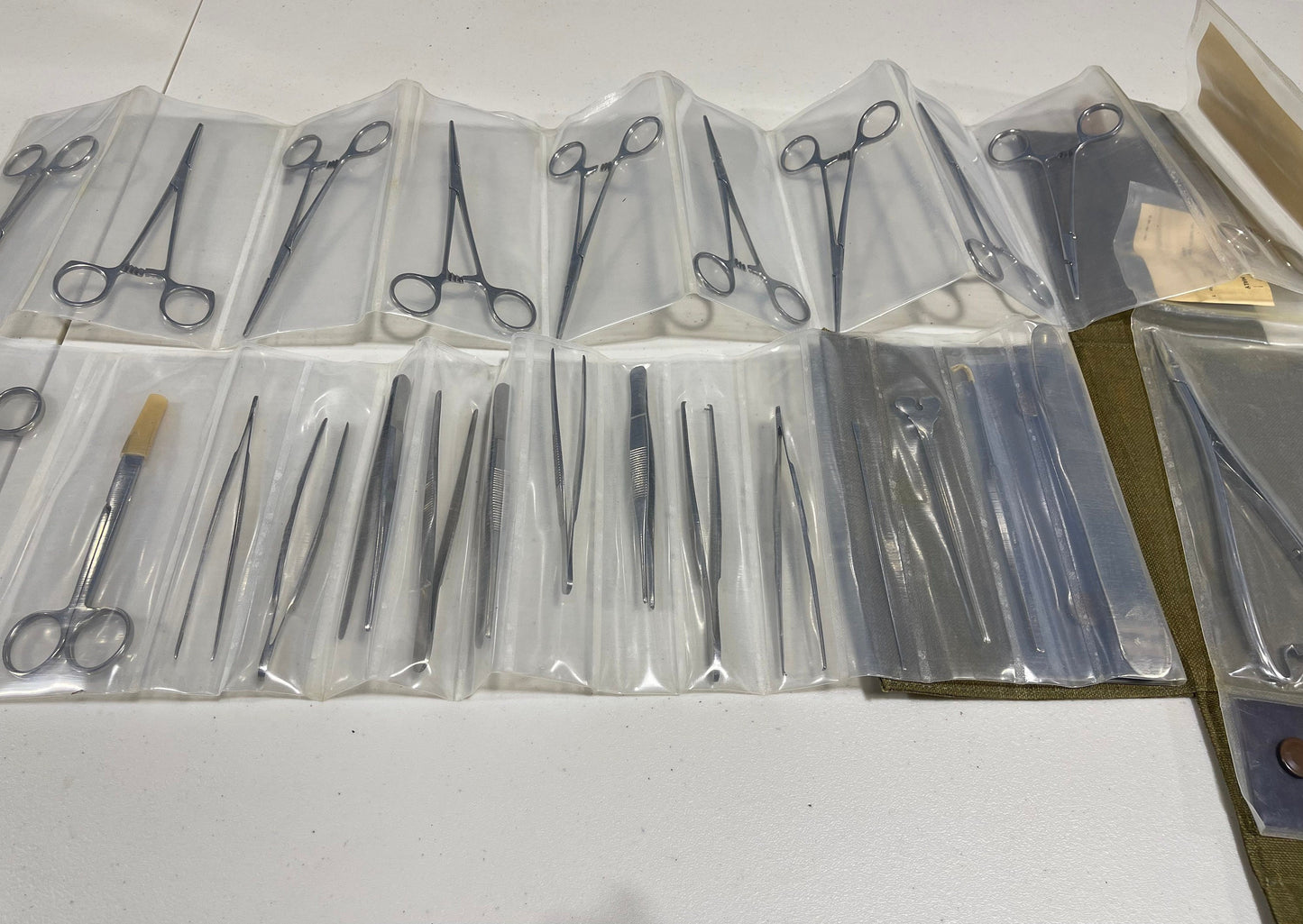 Genuine Czech military vintage medical surgical 27 pcs.kit rare collectible in mint condition dated between 1979 and 1982.