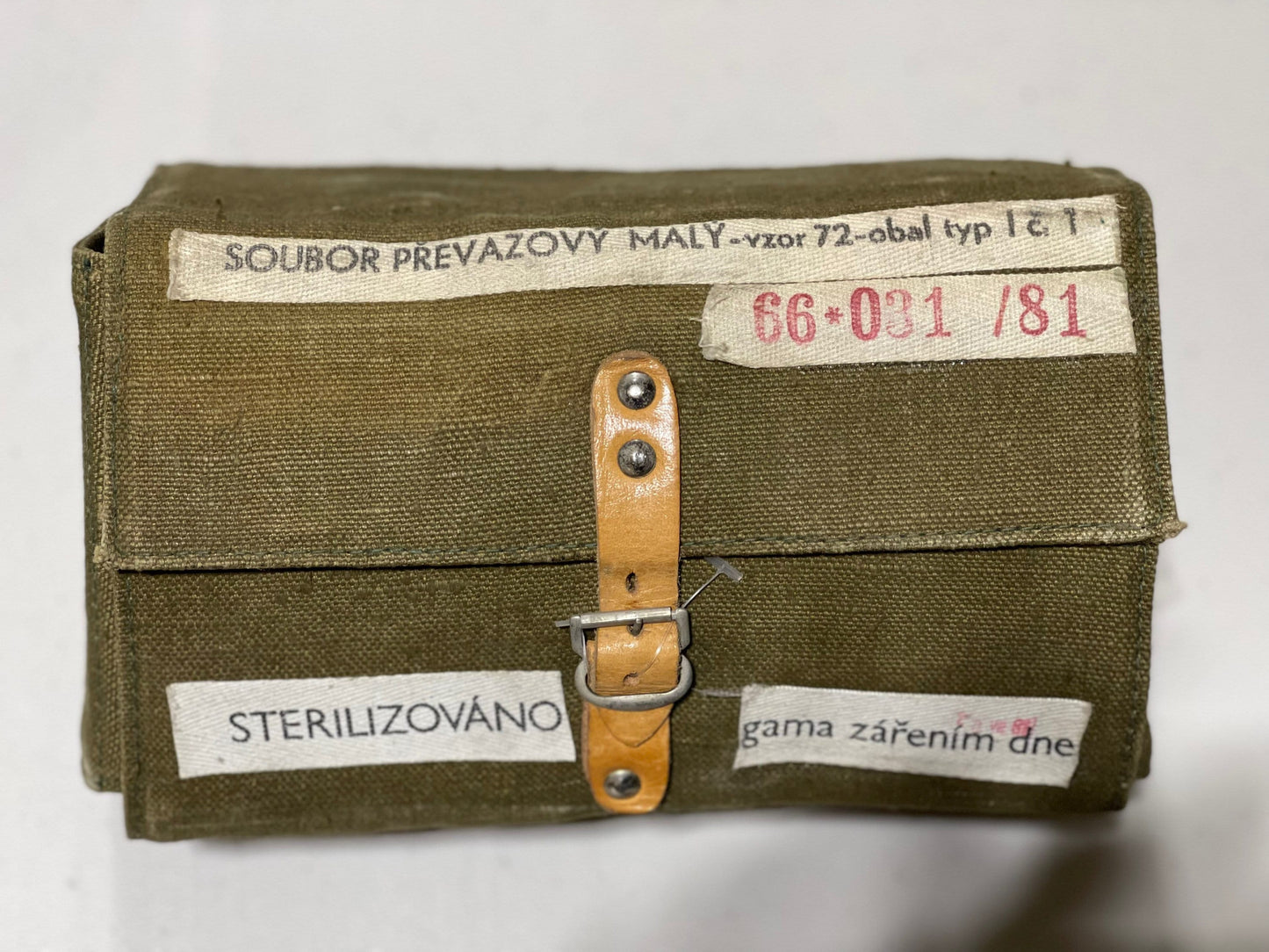 Genuine Czech military vintage medical surgical 27 pcs.kit rare collectible in mint condition dated between 1979 and 1982.