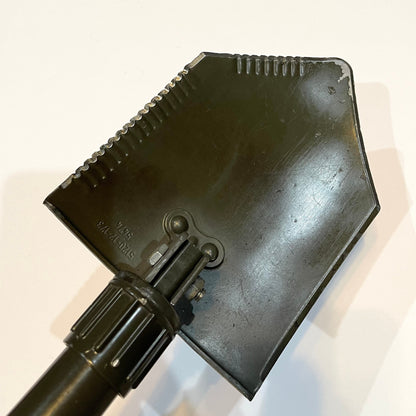 German military Vintage issued Tri-Fold Shovel entrenching tool Survival emergency Bundeswehr.