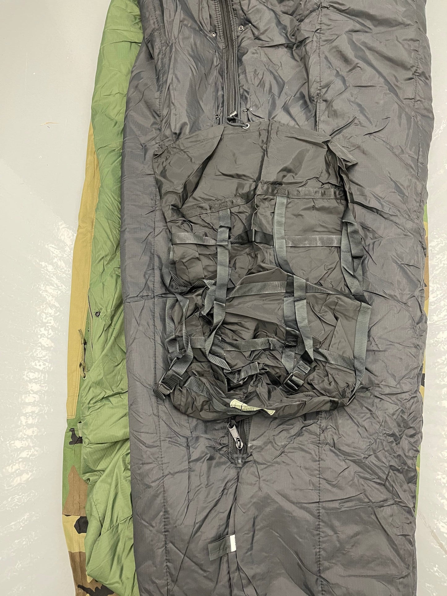 Genuine US military woodland Gortex modular sleep System MSS complete 4 pcs. System.