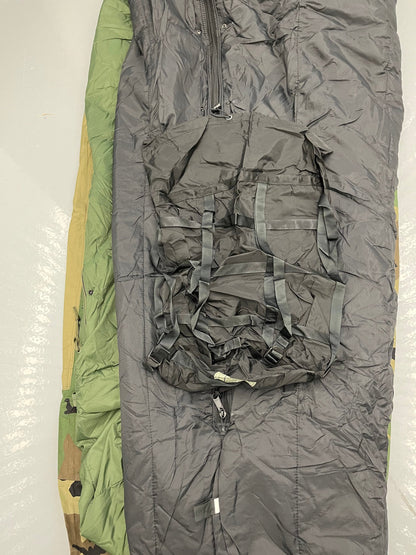 Genuine US military woodland Gortex modular sleep System MSS complete 4 pcs. System.