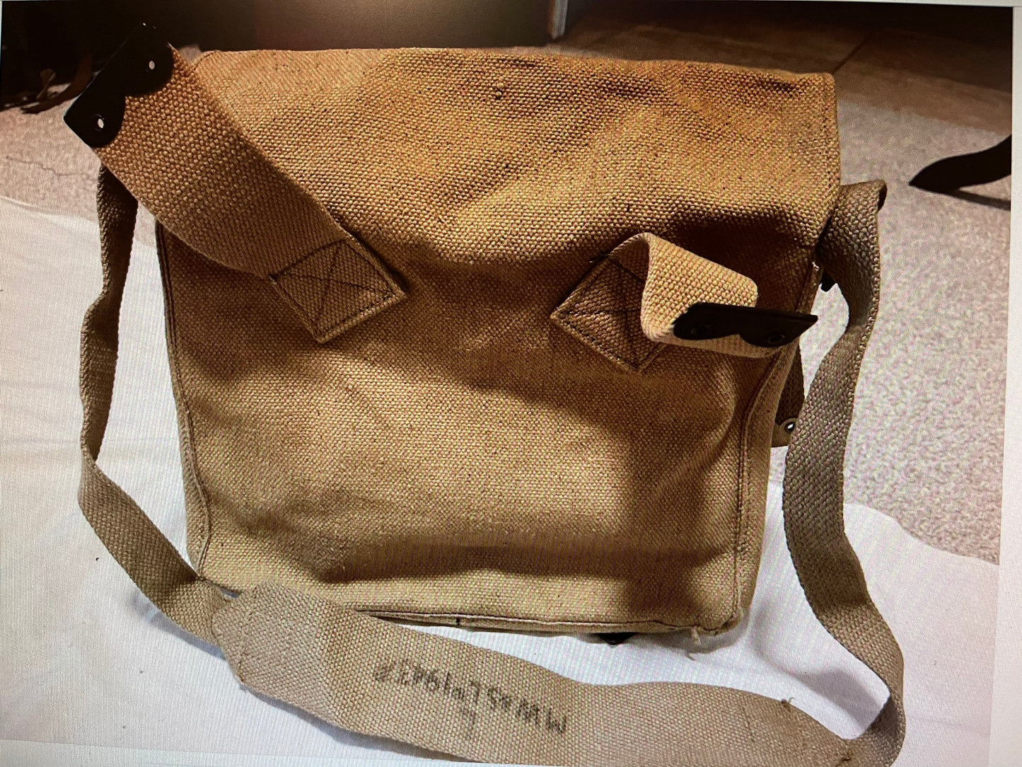 Genuine British Military Vintage WW2 Khaki canvas Shoulder bag pattern 37 small pack 1940/1950