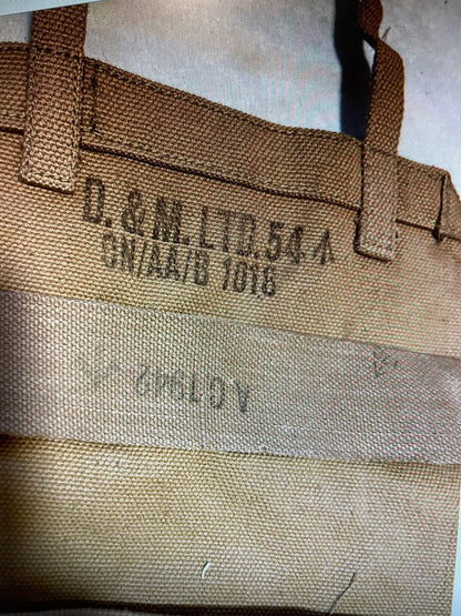 Genuine British Military Vintage WW2 Khaki canvas Shoulder bag pattern 37 small pack 1940/1950