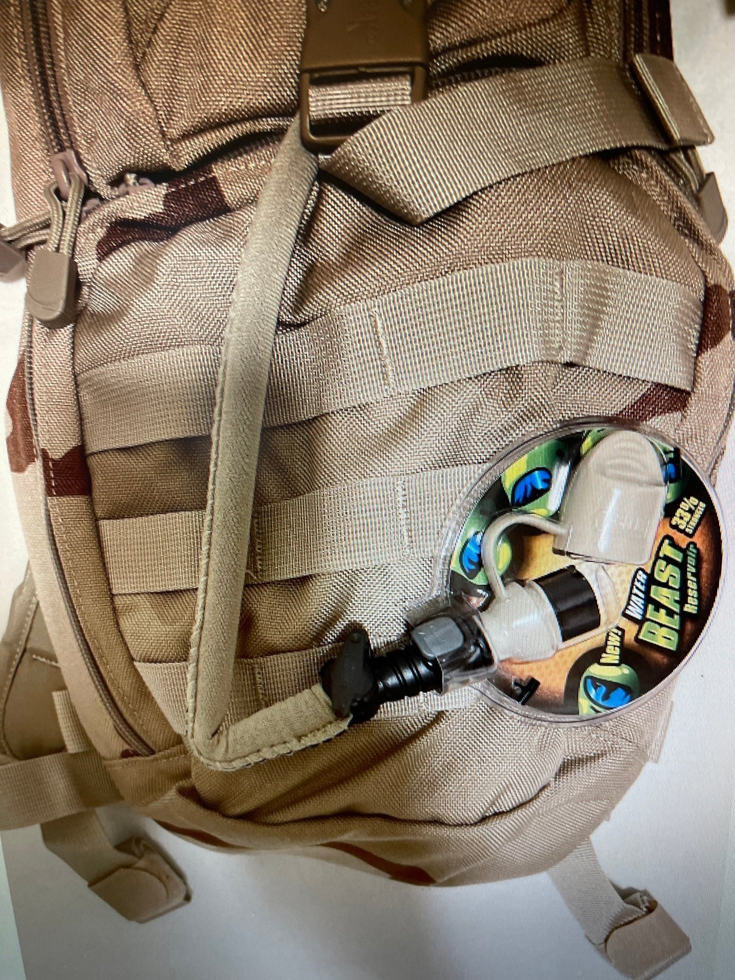 US military Camelbak Ambush 100 OZ. 3 Liters Hydration system, Hiking hunting sports and outdoor activities.