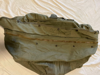 USAF Genuine Vintage heavy duty Canvas Sage green Flyers Kit Bag,Cargo bag .