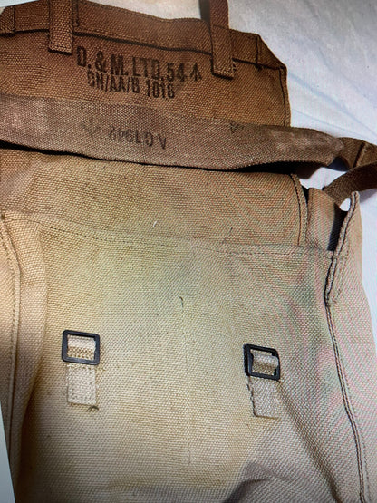 Genuine British Military Vintage WW2 Khaki canvas Shoulder bag pattern 37 small pack 1940/1950