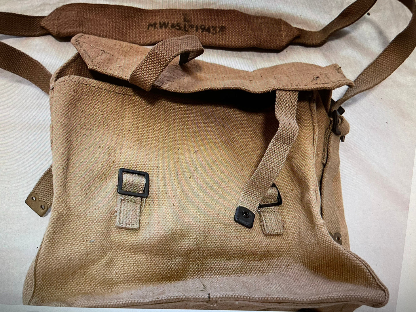 Genuine British Military Vintage WW2 Khaki canvas Shoulder bag pattern 37 small pack 1940/1950