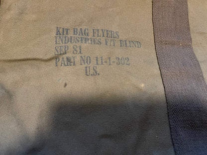 Genuine US Military Air Force Vintage Flyers canvas Parachute Cargo Kit bag sage green with brass or Plastic  zipper.