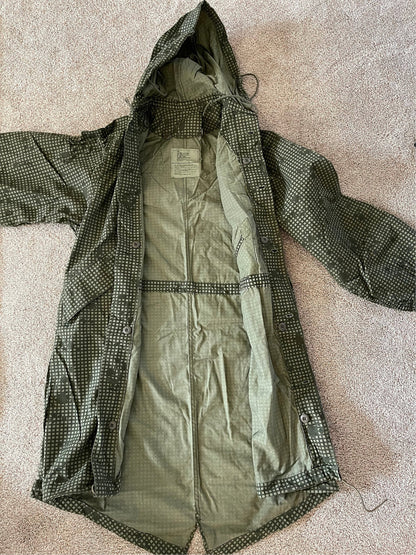 Genuine US Military Vintage Night Desert Parka new size Small