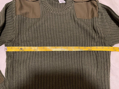 Genuine British Army Vintage 100% Wool Commando Sweater Olive Green dated 1991 New