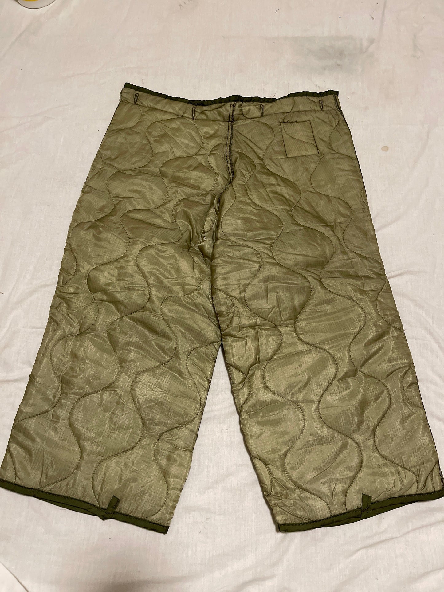 Genuine US Military OD green quilted Field Pants Liner Small, Med. and Large Short/Regular. New.