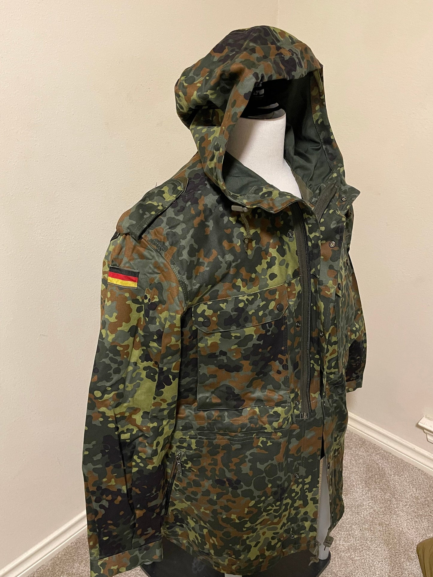 Genuine Vintage German Army Flecktran Parka Bundeswehr Camo Military camouflage Jacket Brand New.