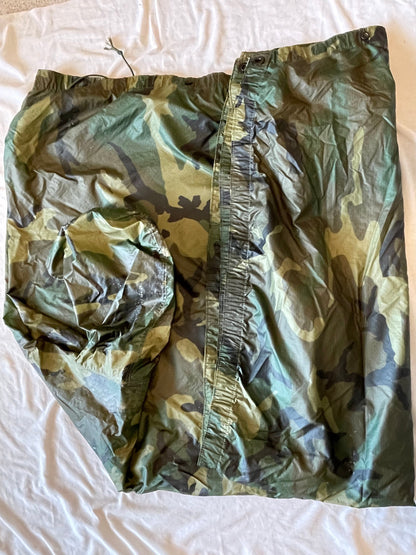 Genuine US GI Vintage woodland camouflage Rain Poncho