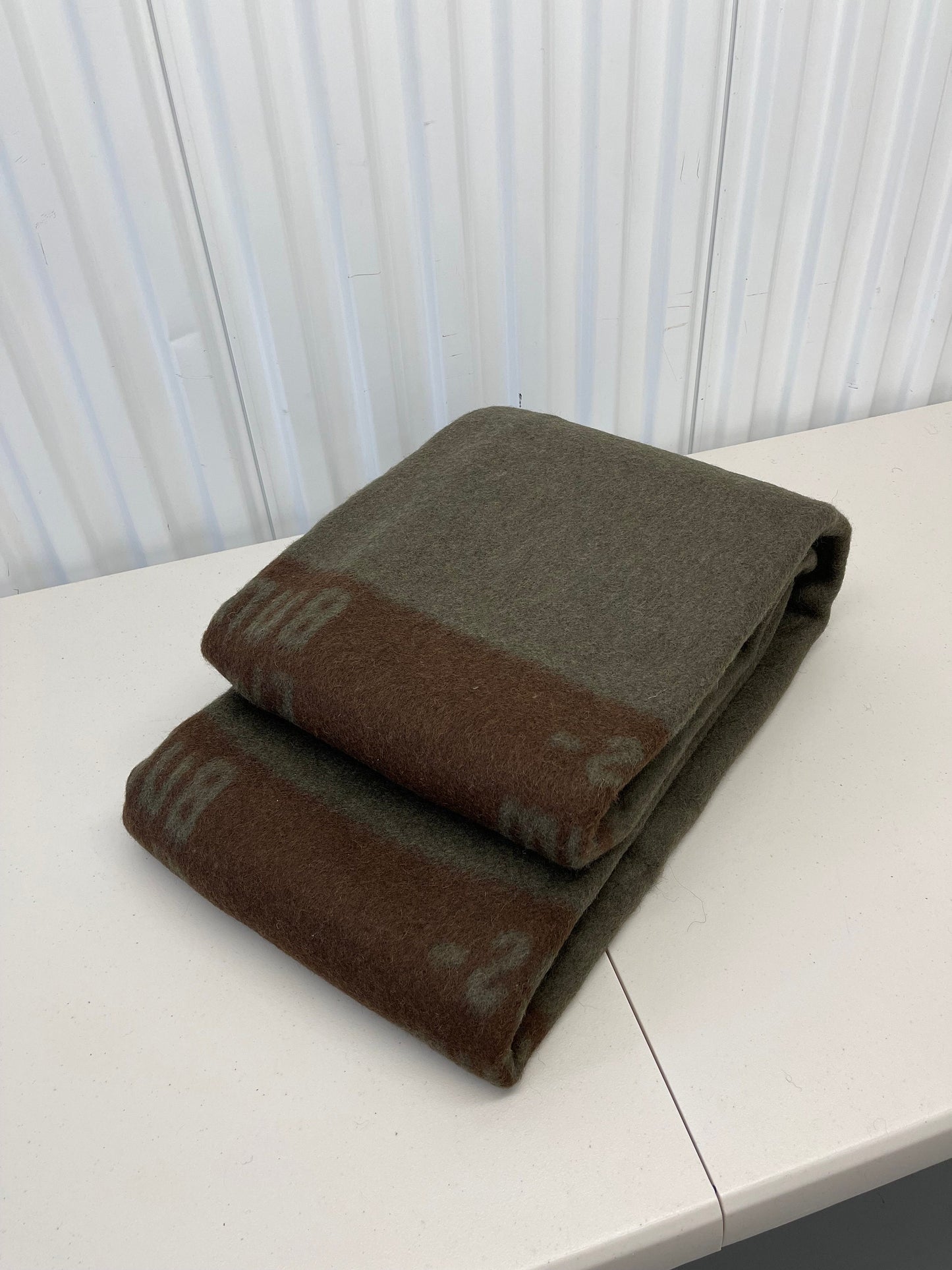 Genuine Vintage West German Army “Bundes- Eugenio” 100% Pure Wool Blanket New Mint.