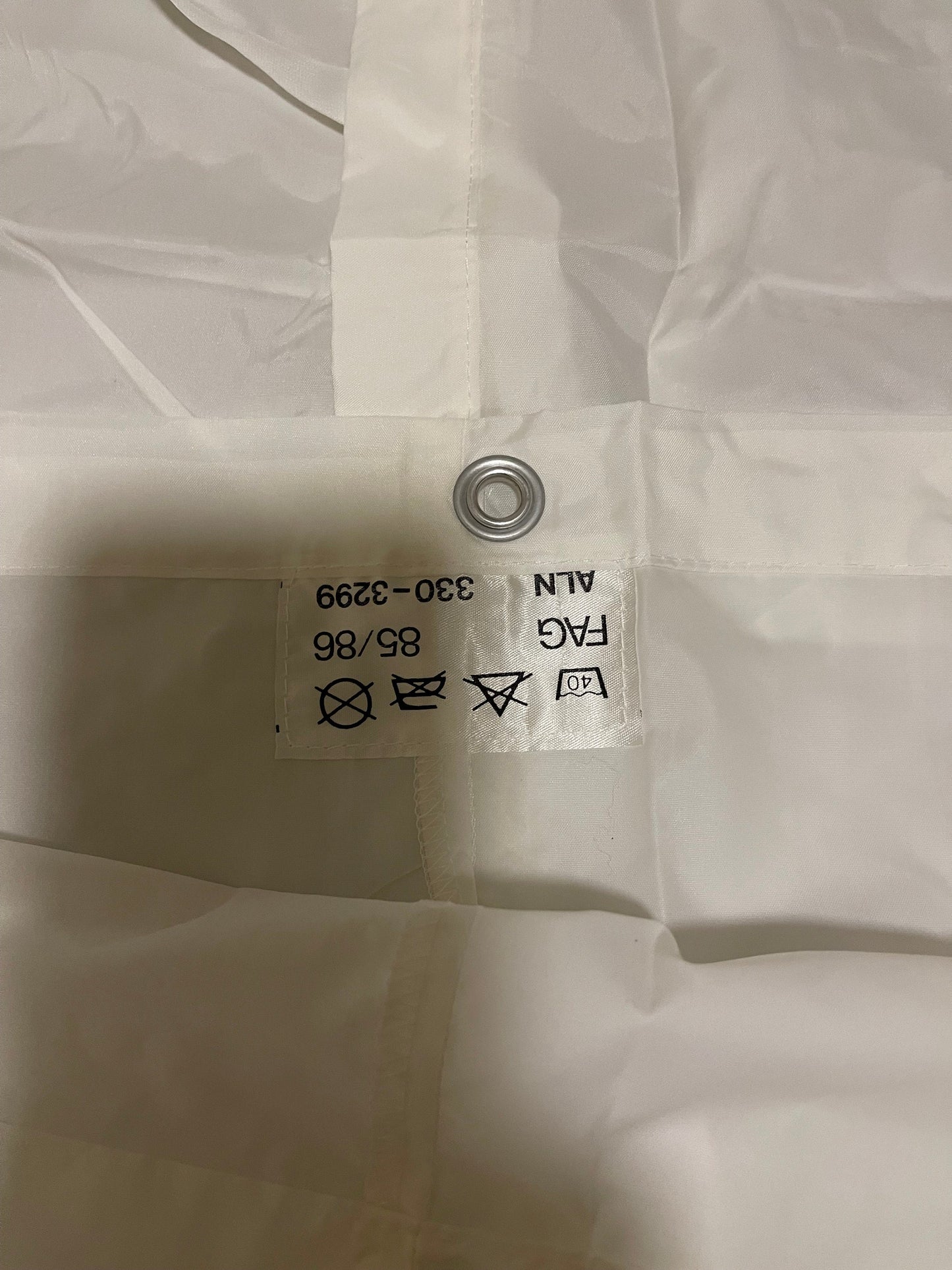 Genuine Vintage White Swiss Army Snow Camouflage Rain Poncho, Impermeable Waterproof New.