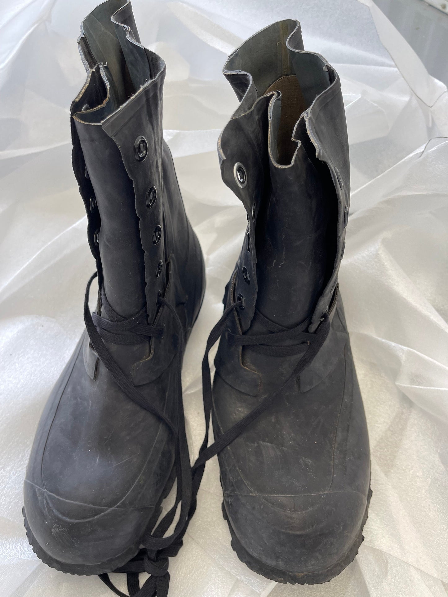 US Military extreme cold weather Micky mouse snow boots without valve