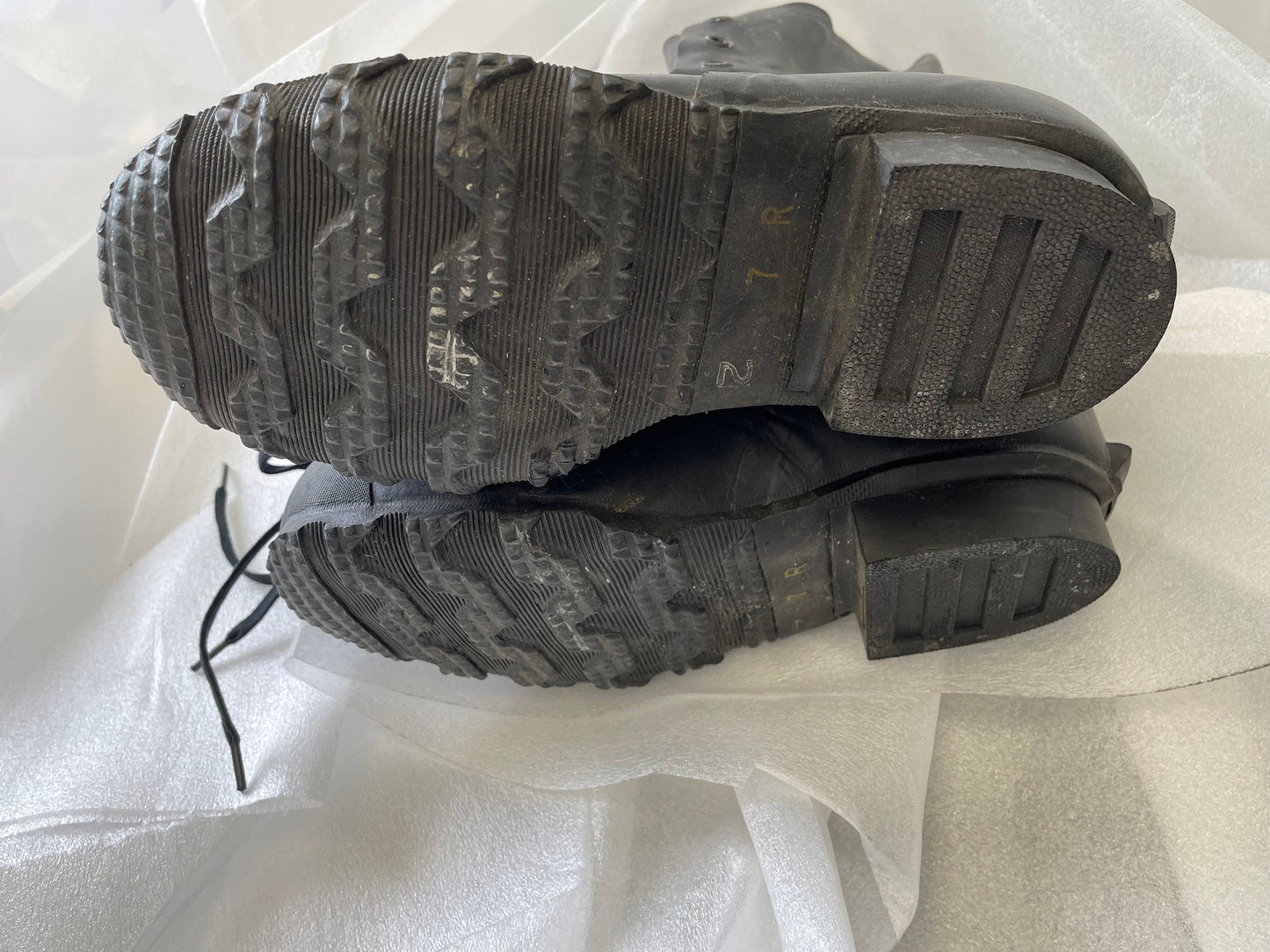 US Military extreme cold weather Micky mouse snow boots without valve