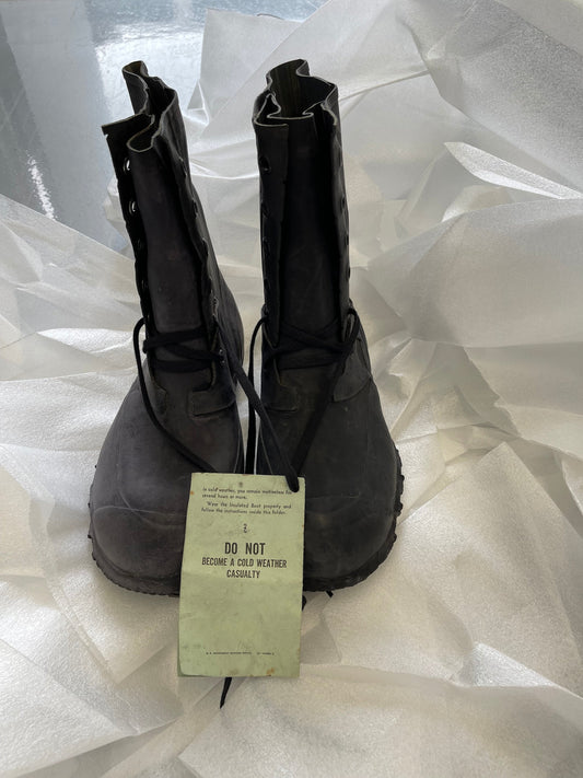 US Military extreme cold weather Micky mouse snow boots without valve