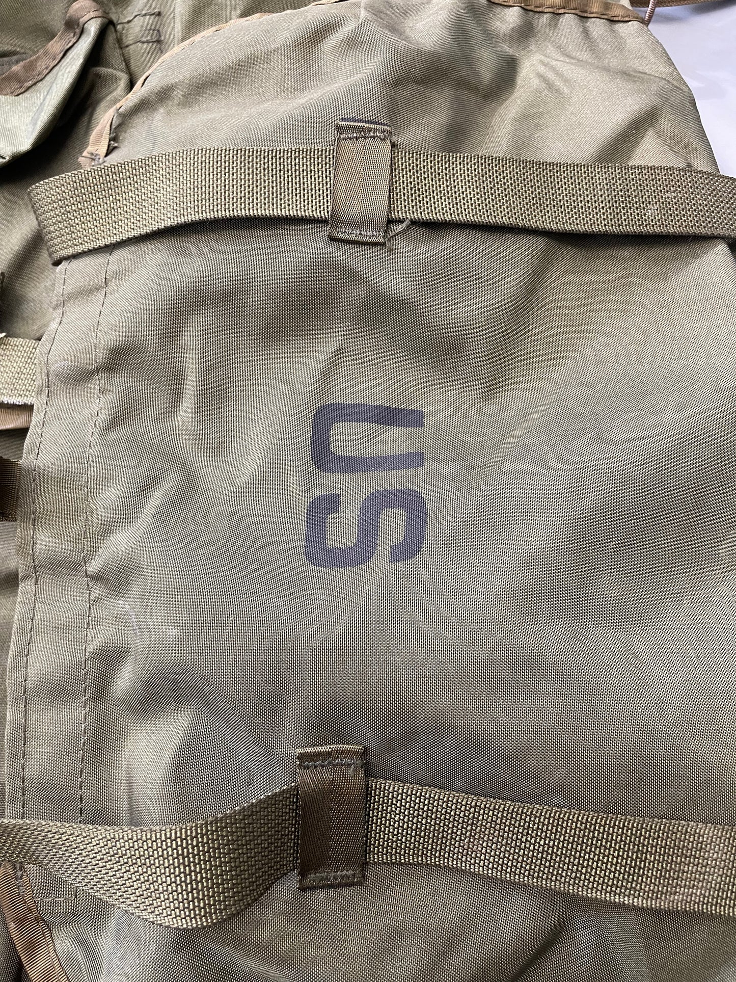 Genuine US Military Vietnam  Vintage Large Alice pack OD green new Mint with used very good Shoulder straps.