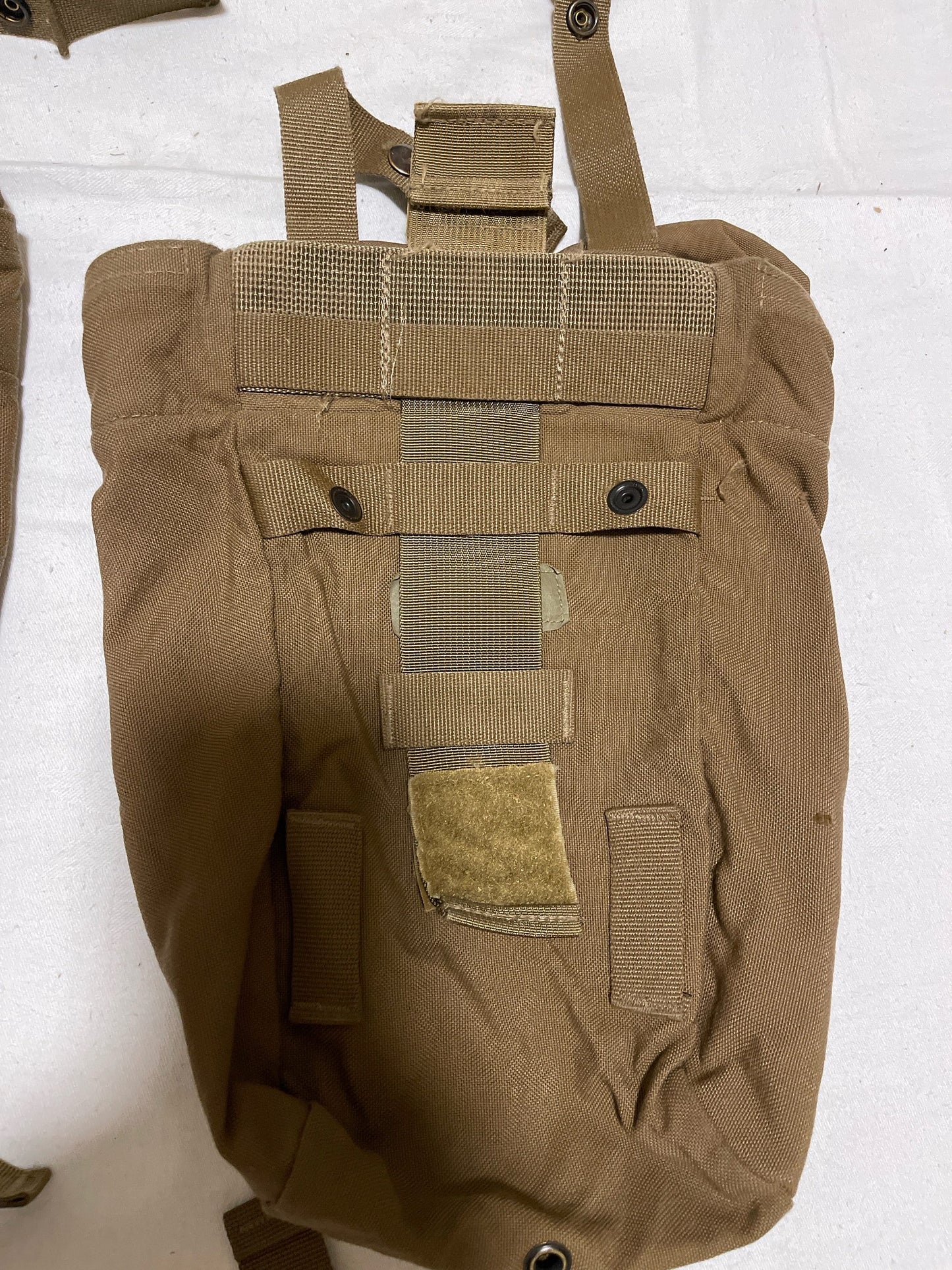 USMC Marine Corps MOLLE Mag Dump Pouch w/Cord Barrel Lock Coyote Brown Excellent