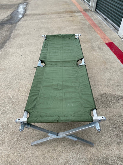 Genuine US military heavy duty steel frame sleeping folding camping cot new with Free US GI Laundry bag
