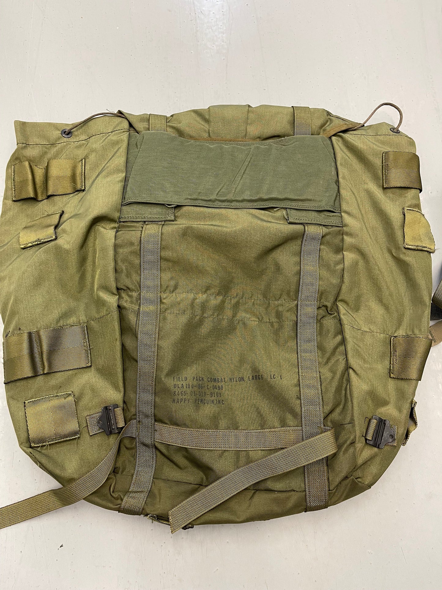 Genuine US Military Vietnam  Vintage Large Alice pack OD green new Mint with used very good Shoulder straps.