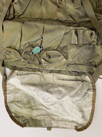 Genuine US Military Vietnam  Vintage Large Alice pack OD green new Mint with used very good Shoulder straps.