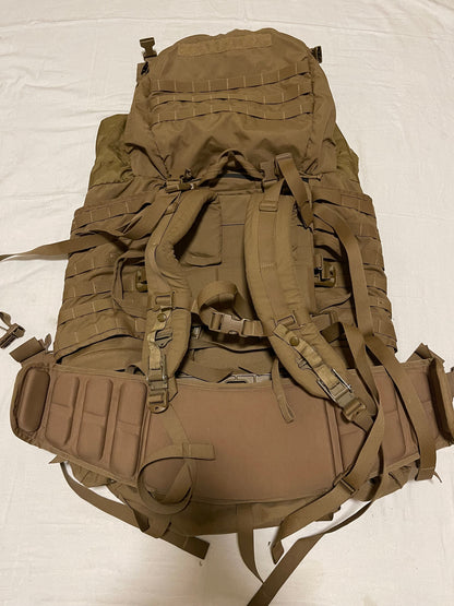 US Military USMC filbe rucksack complete with 2 new Sustainments pouches.