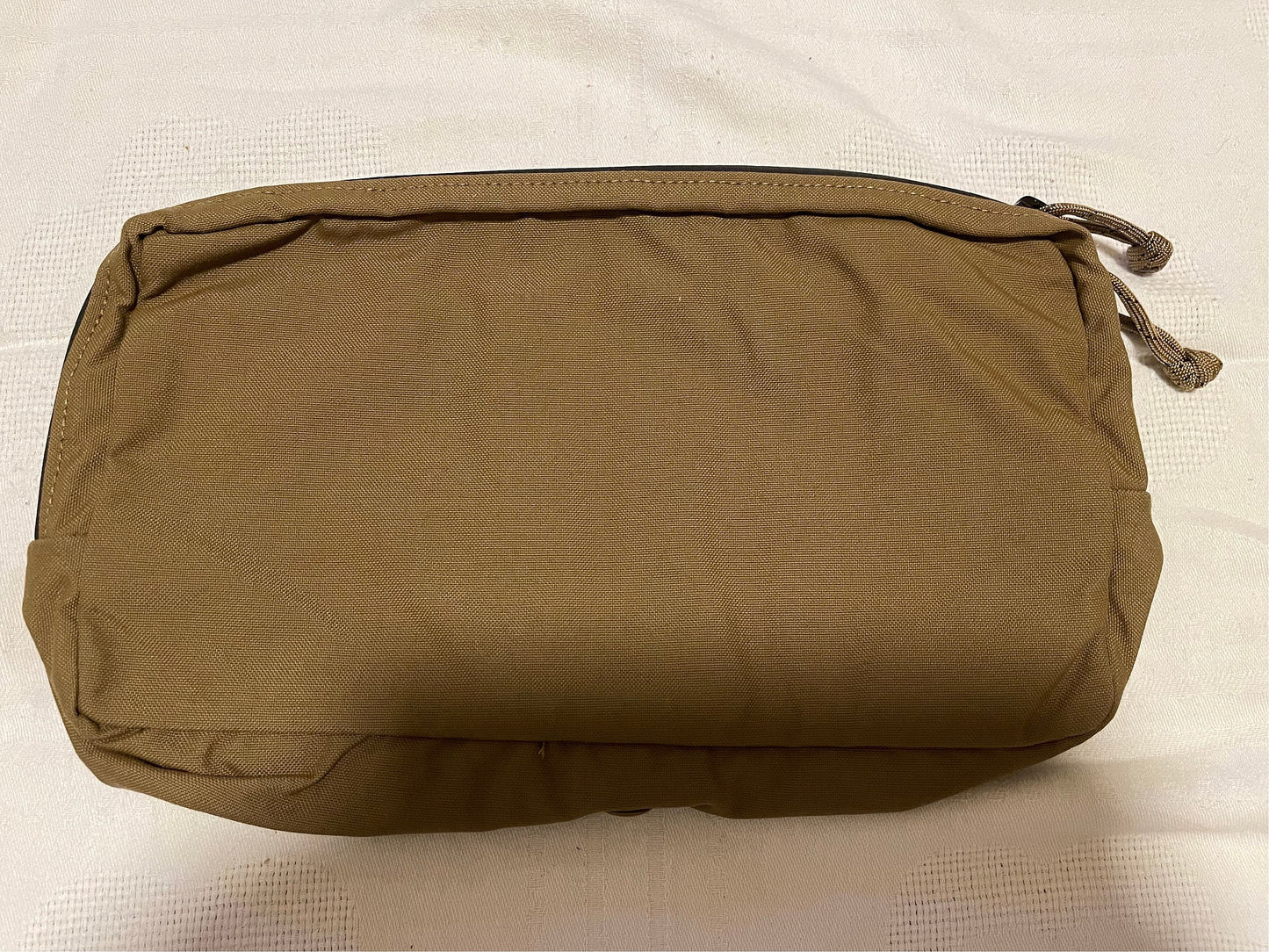 New Eagle/ Propper Ind. USMC filbe assault pouch coyote brown molle CIF NIP.