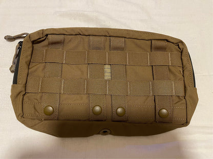 New Eagle/ Propper Ind. USMC filbe assault pouch coyote brown molle CIF NIP.