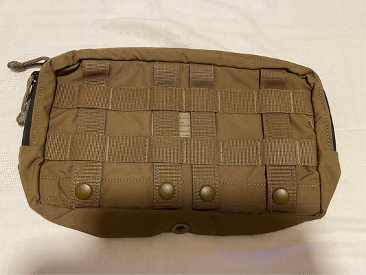 New Eagle/ Propper Ind. USMC filbe assault pouch coyote brown molle CIF NIP.