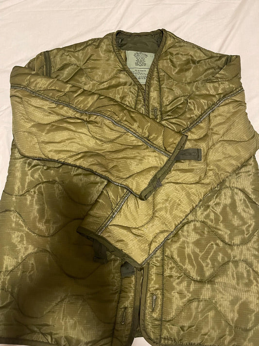 Genuine Vintage US military M65 Field Jacket coat liner M65 quilted XSXS Sage/ XSR Green