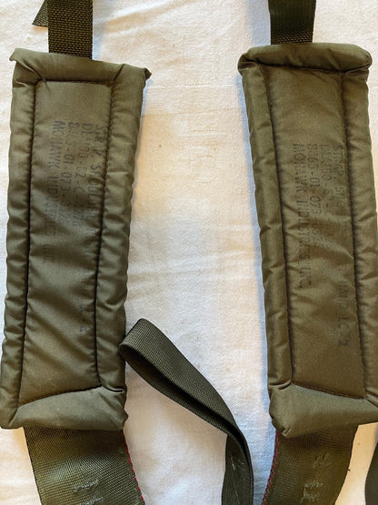 Genuine US Military Vintage Medium Alice pack with shoulder straps