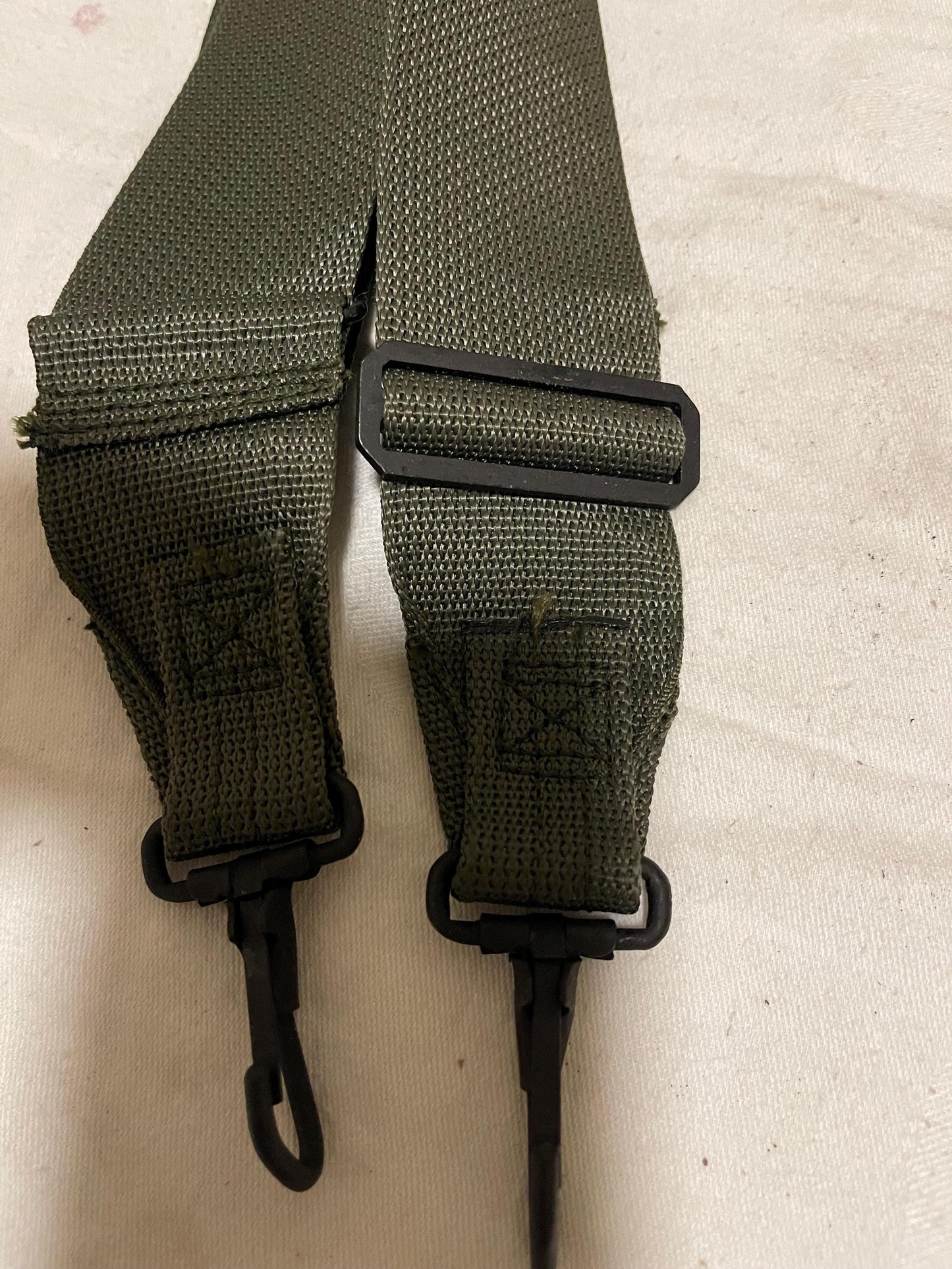 US GI Tactical General Purpose Shoulder Strap for Duffle bag medical bag OD New