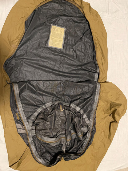 Marine Corps USMC Improved Bivy Coyote Brown/Tan Cover Waterproof Gortex Very Good.