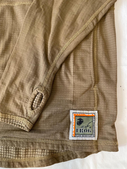 USMC marine Cold weather Level 2 grid pattern Coyote tan half zip top/ shirt. Med. Reg. & Med. Long.