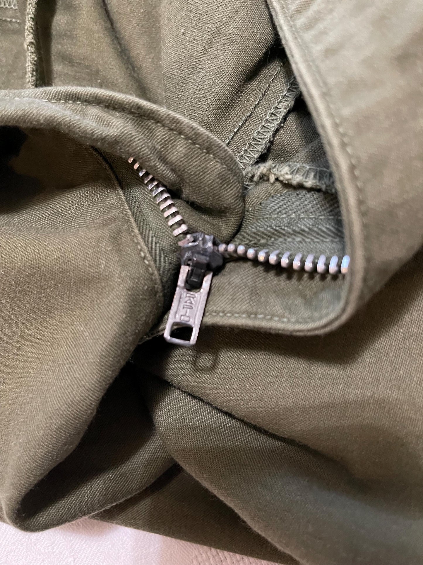 Genuine US military Vintage Vietnam era M65 Field Pants OD green From 1960’s Medium Regular with Silver zipper. Used Excellent, Small Reg.